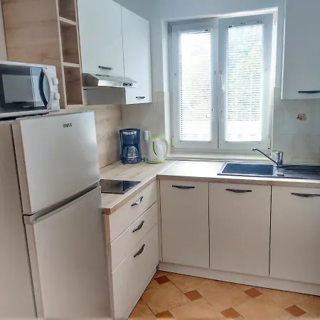 Koruna Apartment *